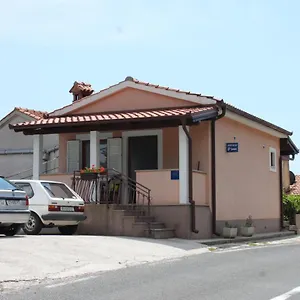 apartment-kraj-7794a.in-istria.net/